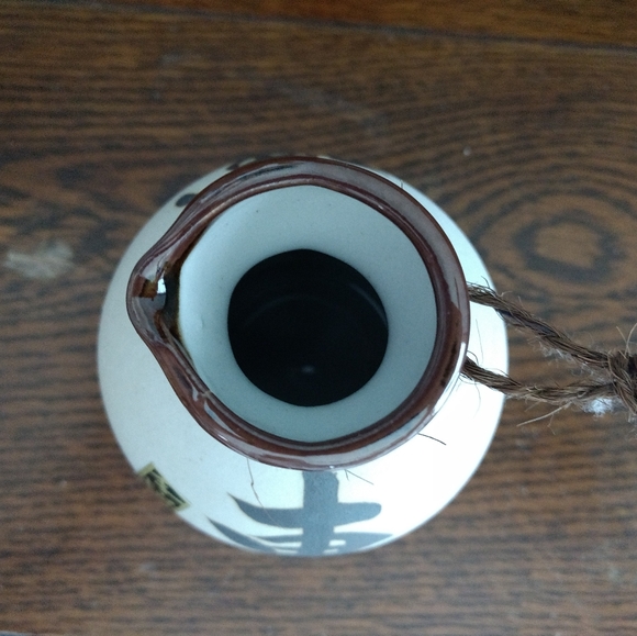 *Japanese Sake Set* - Picture 4 of 7